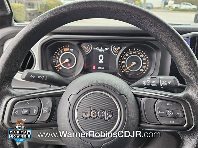Used 2025 Jeep Wrangler Sport image 24