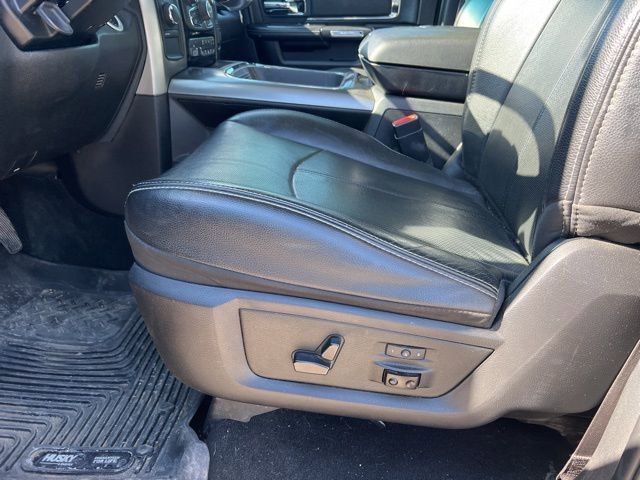Used 2018 RAM 2500 Laramie w/ Sport Appearance Group AWD/4WD image 16