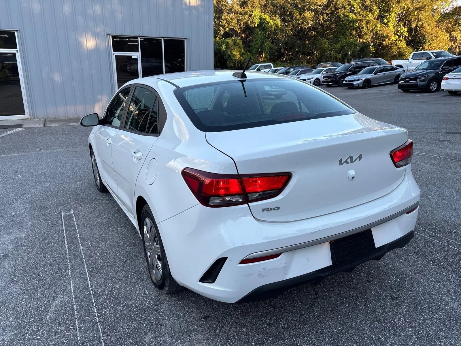 Used 2022 Kia Rio LX FWD image 7