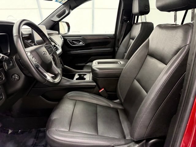 Used 2023 Chevrolet Suburban Z71 w/ Z71 Off-Road Package AWD/4WD image 16