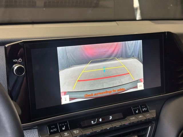 Used 2025 Toyota Camry XSE FWD image 28