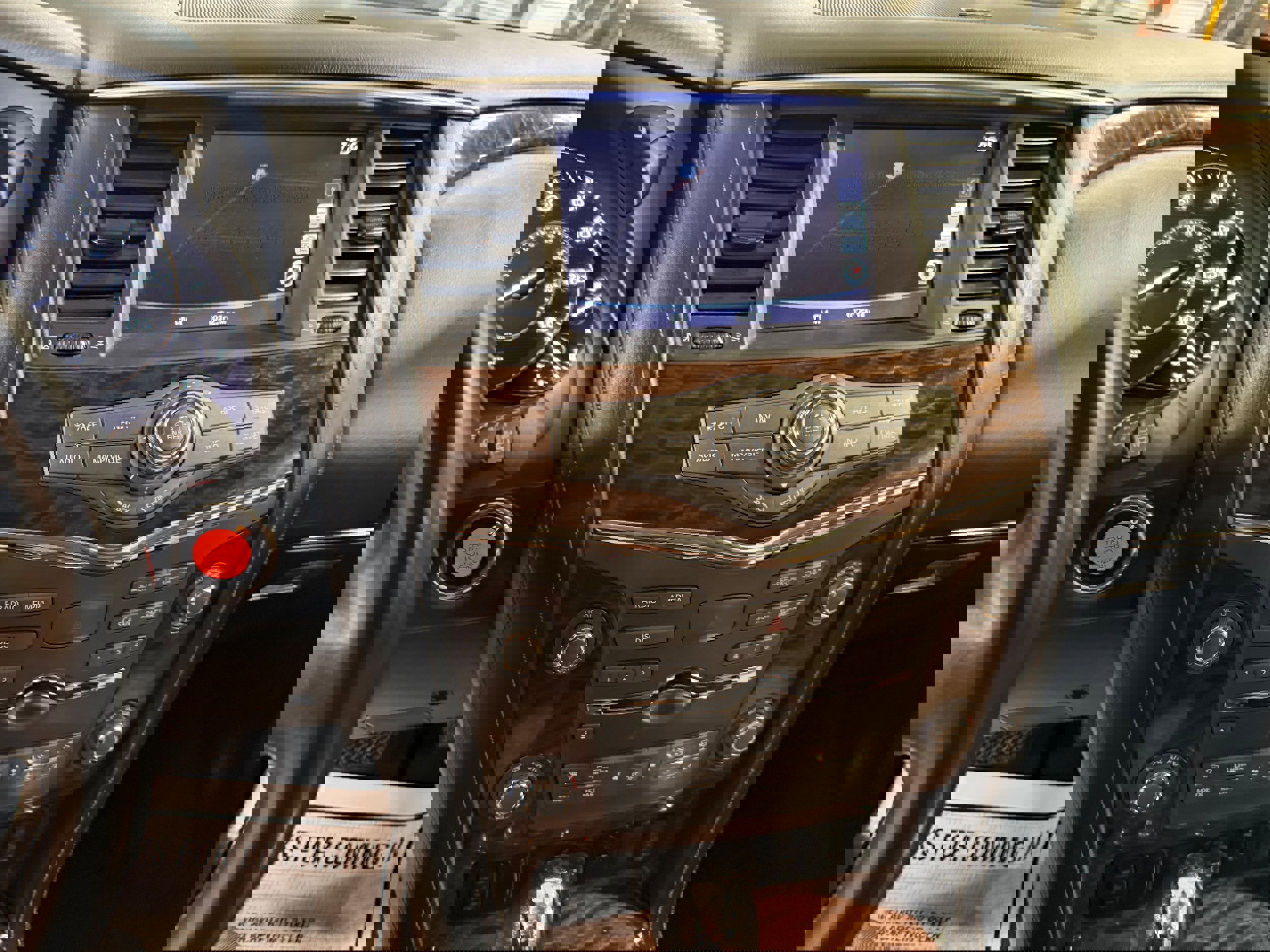 Used 2018 Nissan Armada SV w/ Driver Package image 57