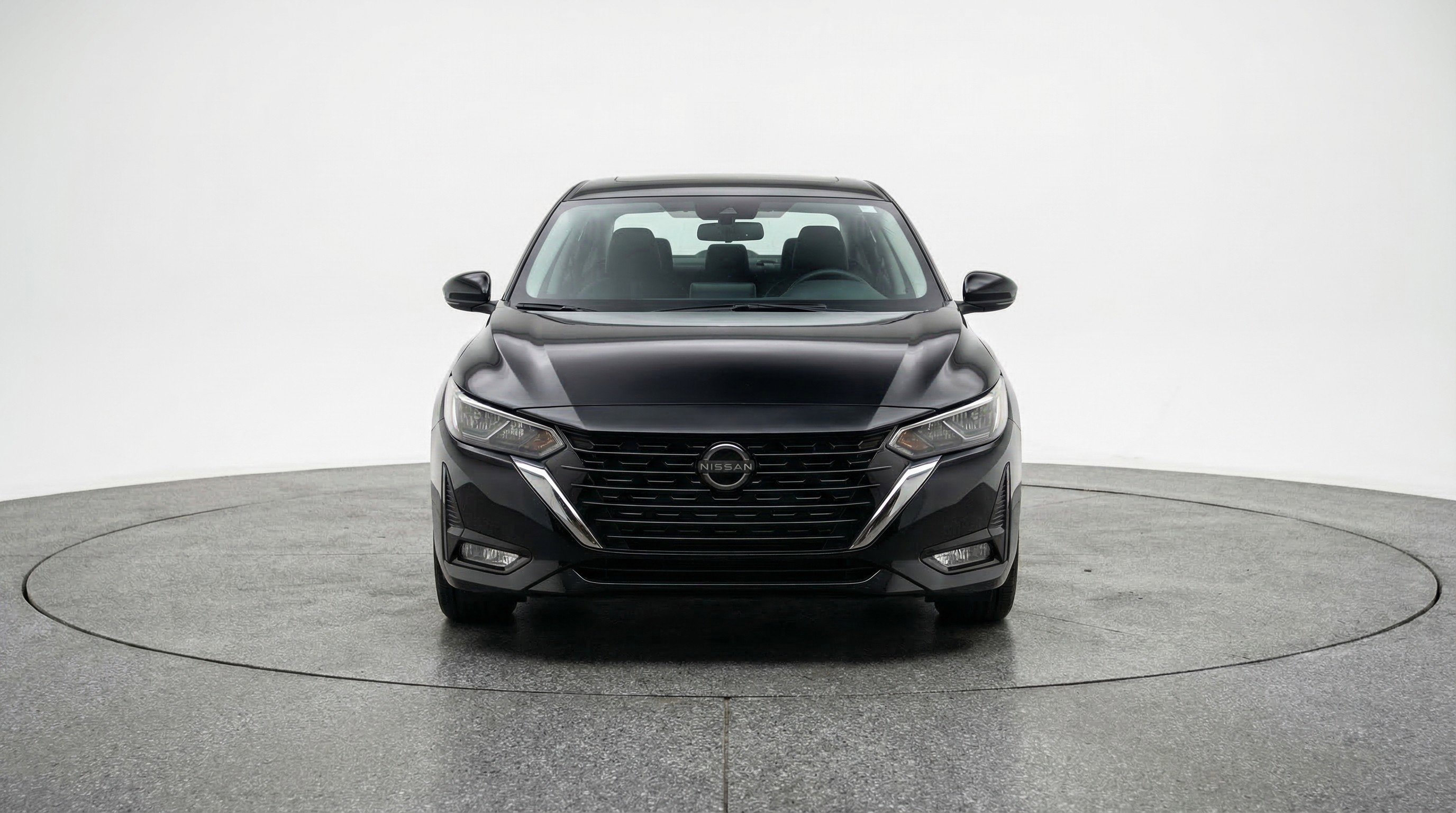 Used 2025 Nissan Sentra SV FWD image 2