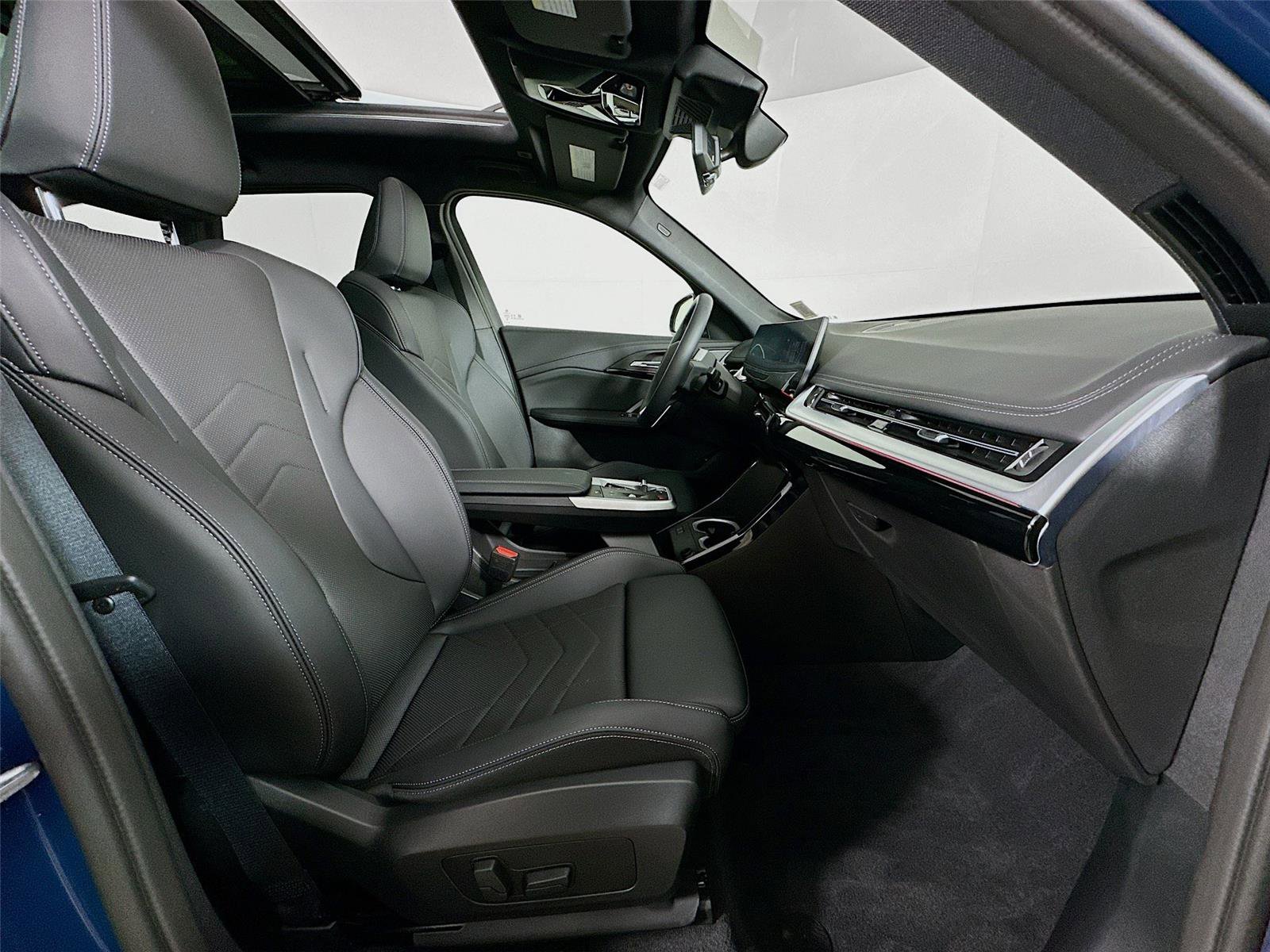 Used 2026 BMW X1 xDrive28i w/ Convenience Package image 29