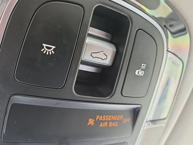Certified 2022 Hyundai Sonata Limited w/ Preferred Accessory Package FWD image 14
