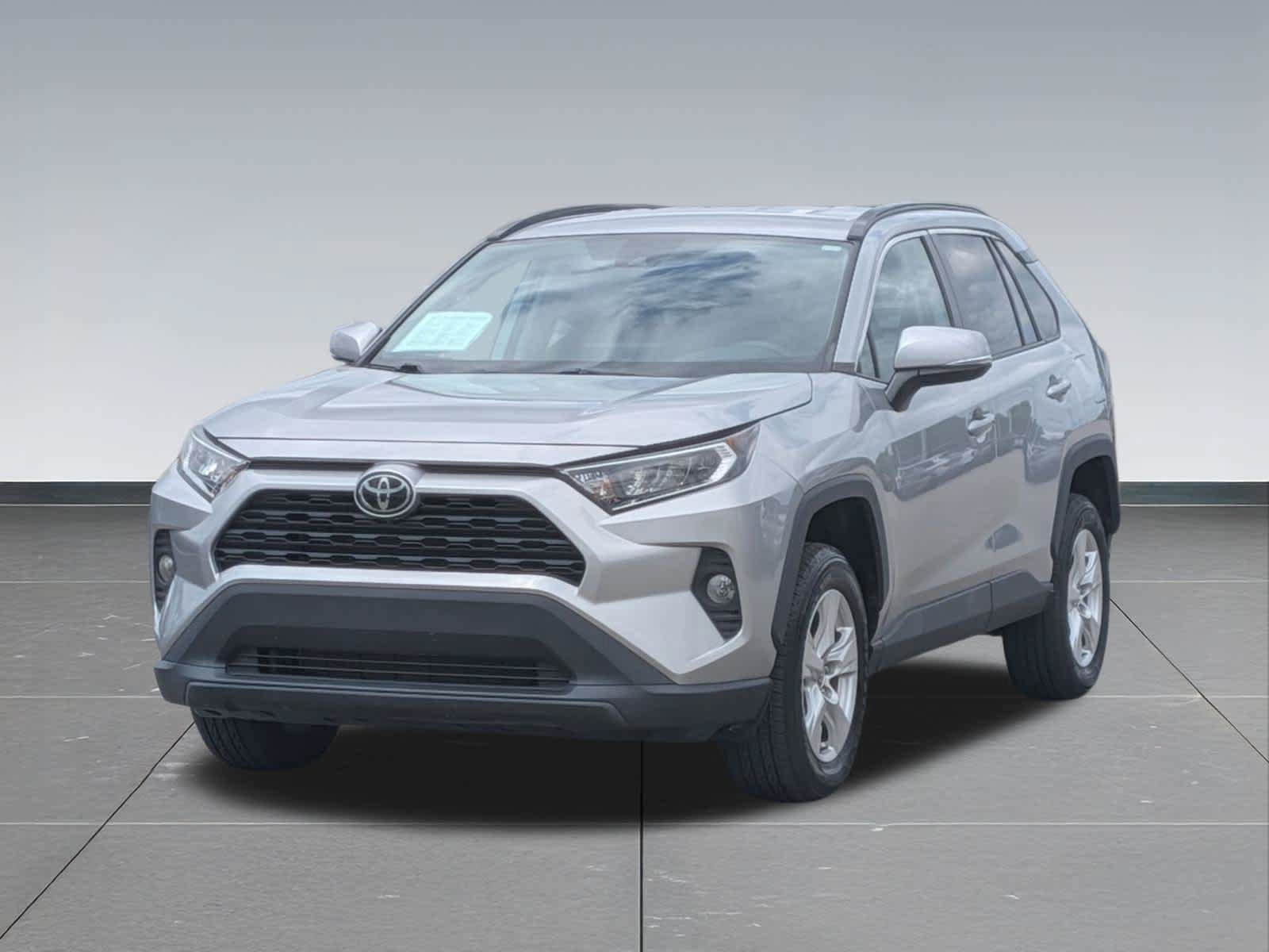 Used 2021 Toyota RAV4 XLE FWD image 10