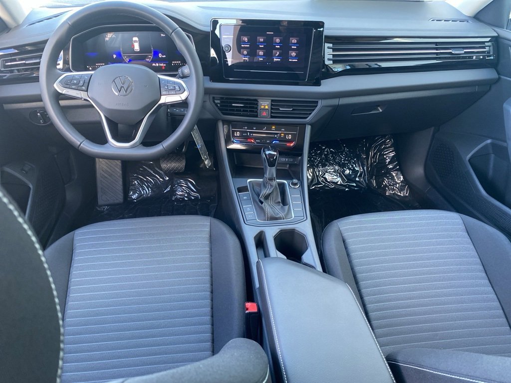 New 2025 Volkswagen Jetta S image 13