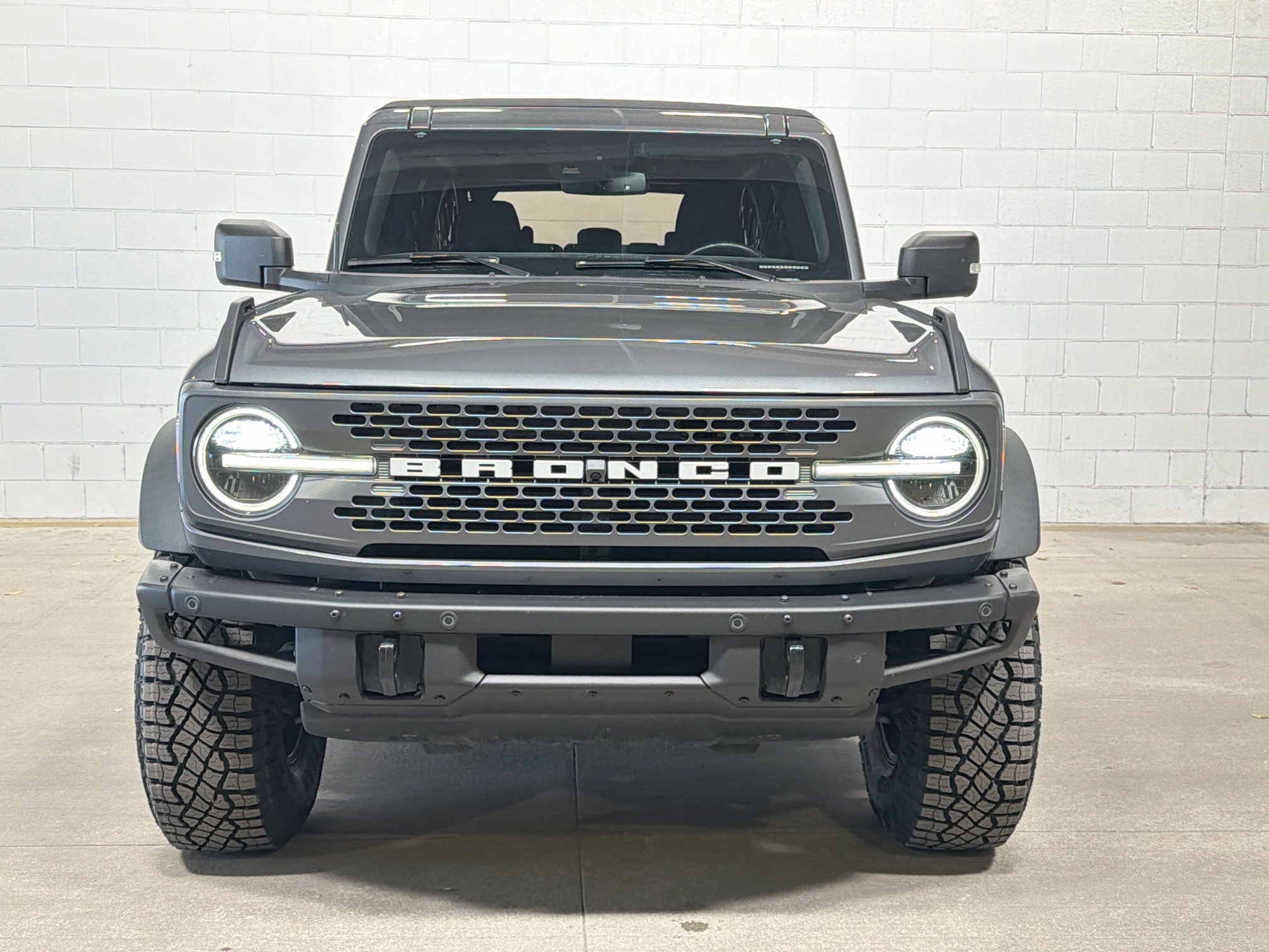 Used 2021 Ford Bronco Badlands image 9