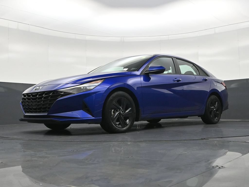 Used 2023 Hyundai Elantra SEL FWD image 23