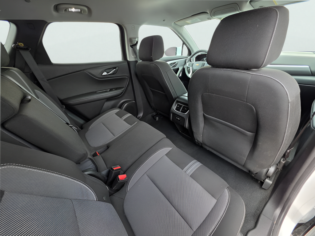 Used 2025 Chevrolet Blazer LT AWD/4WD image 27