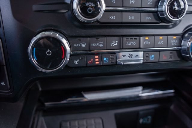 Used 2023 Ford F250 Lariat w/ Tow Technology Package AWD/4WD image 29