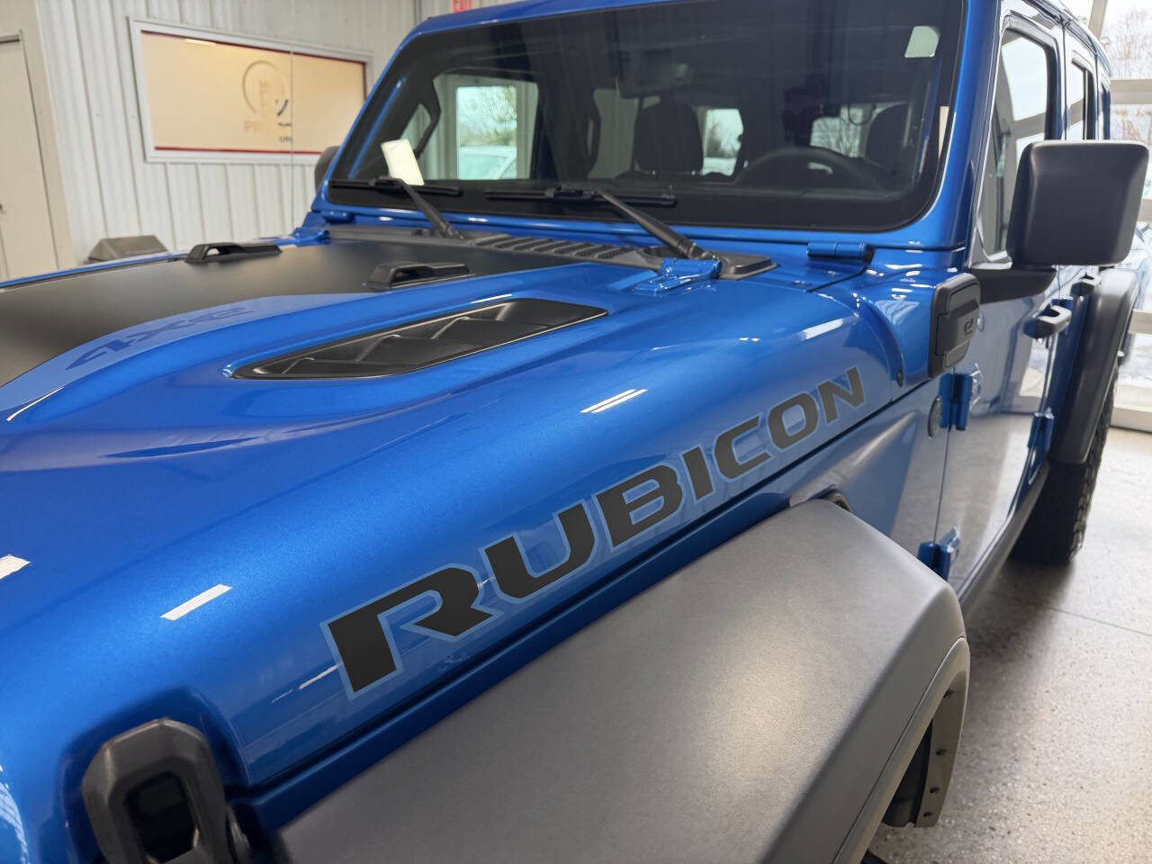 Used 2022 Jeep Wrangler Unlimited Rubicon 4xe w/ Cold Weather Group AWD/4WD image 47