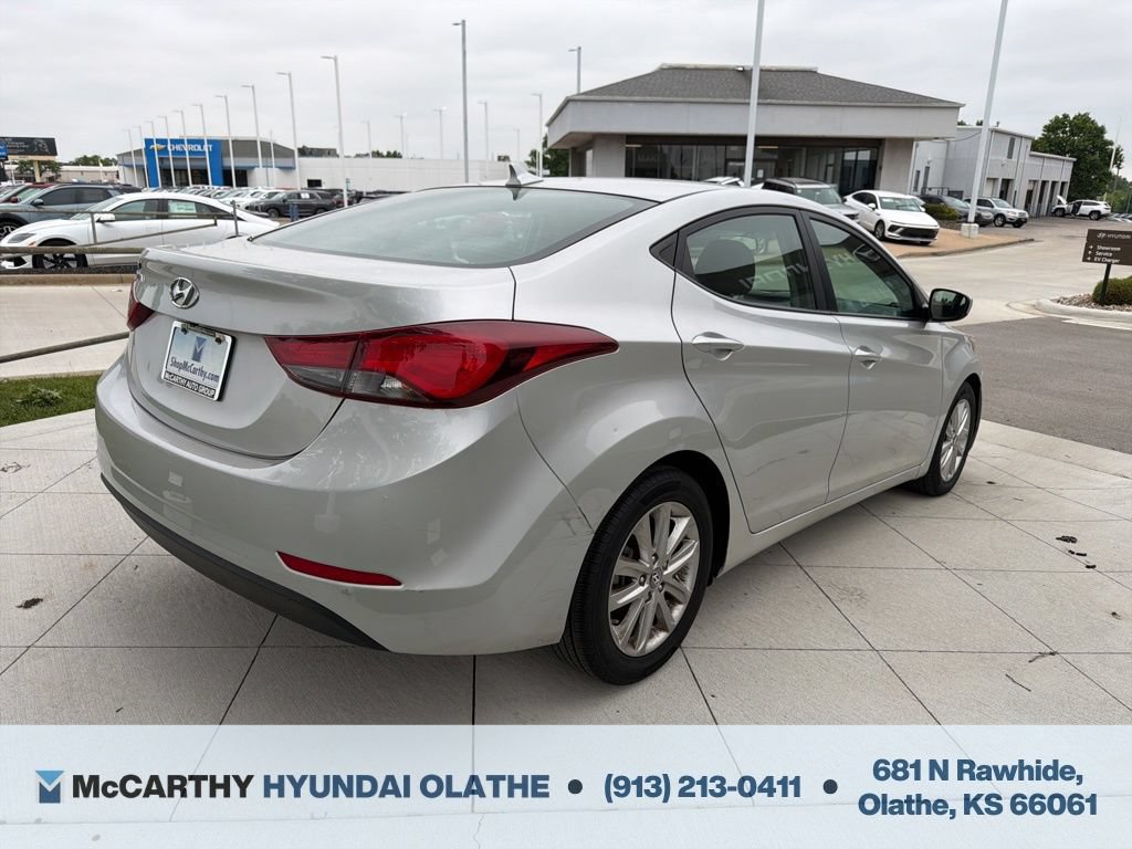 Used 2015 Hyundai Elantra SE w/ Option Group 02 FWD image 14