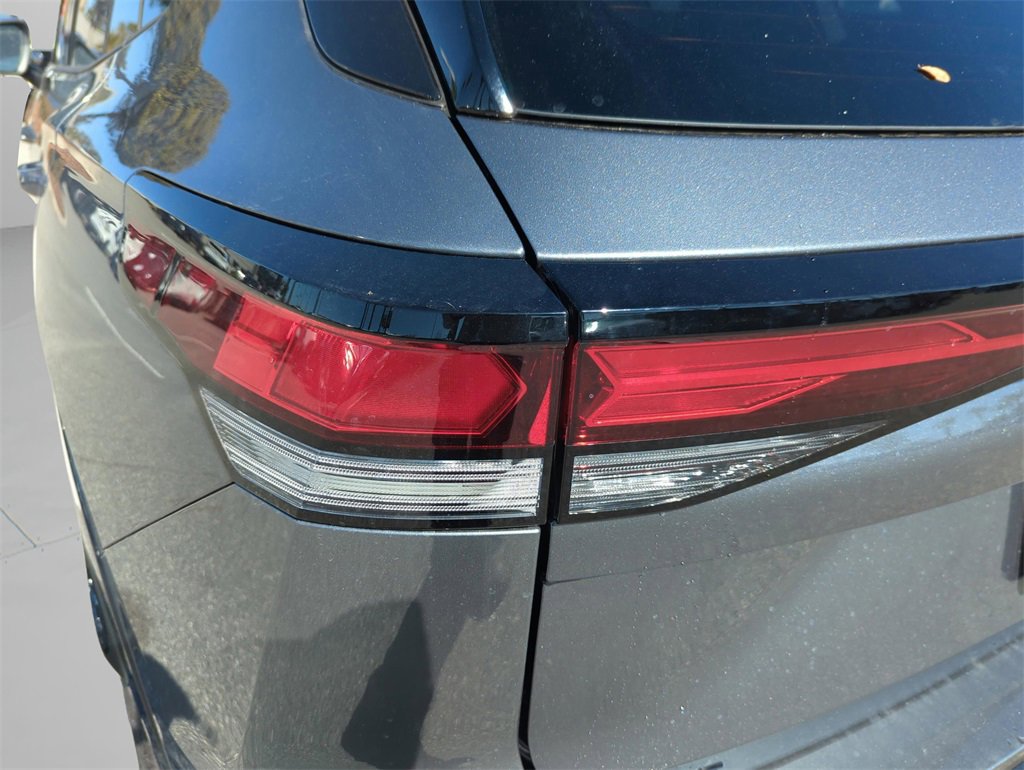 New 2026 Volkswagen Tiguan SE R-Line image 46