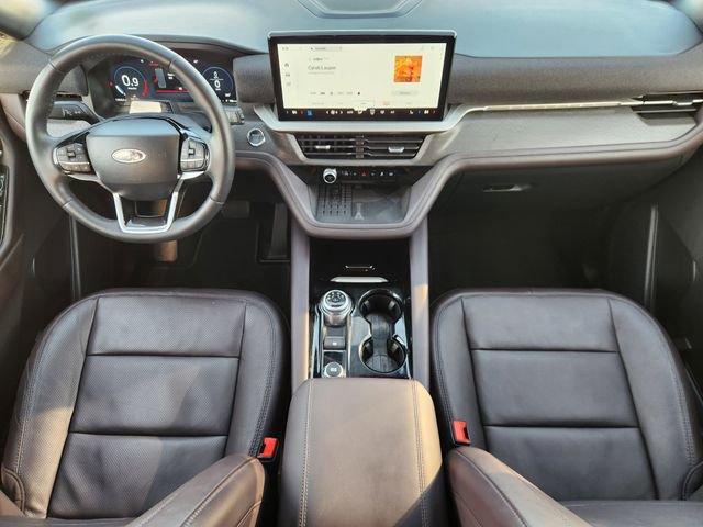Used 2025 Ford Explorer Platinum w/ LUX Leather Package image 26