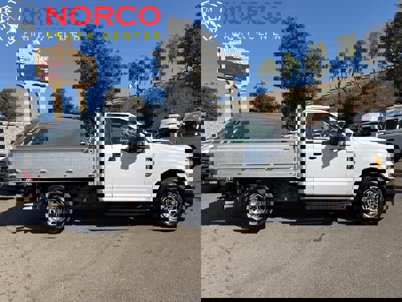 Used 2017 Ford F250 XL image 1