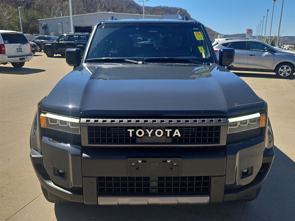Used 2024 Toyota Land Cruiser image 3