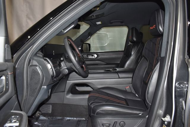 Used 2025 Nissan Armada PRO-4X image 12