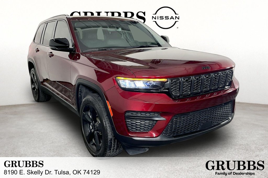 Used 2024 Jeep Grand Cherokee Altitude