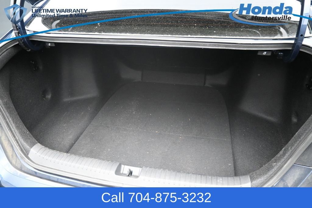 Certified 2025 Honda Accord SE image 10