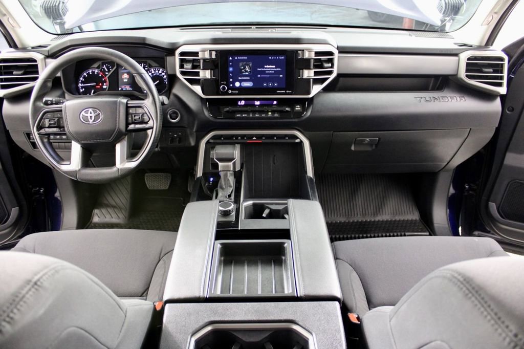 Used 2022 Toyota Tundra SR5 w/ SR5 Convenience Package image 25