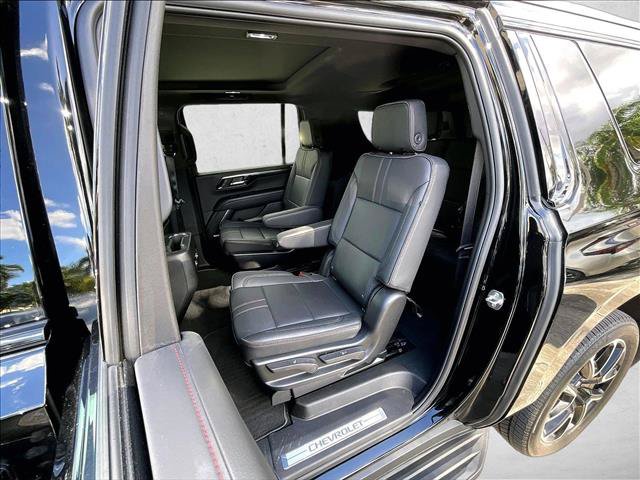 Used 2026 Chevrolet Suburban RST w/ Comfort Package RWD image 29
