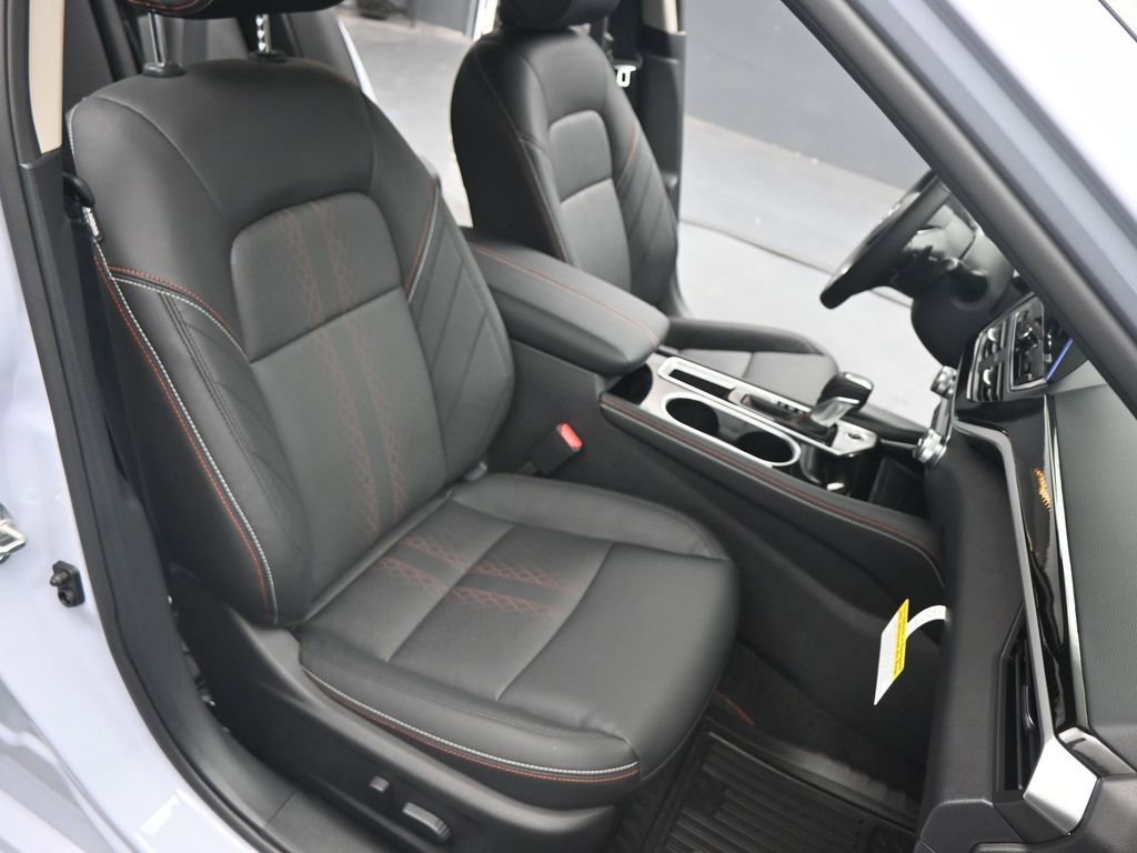New 2025 Nissan Altima 2.5 SR image 21