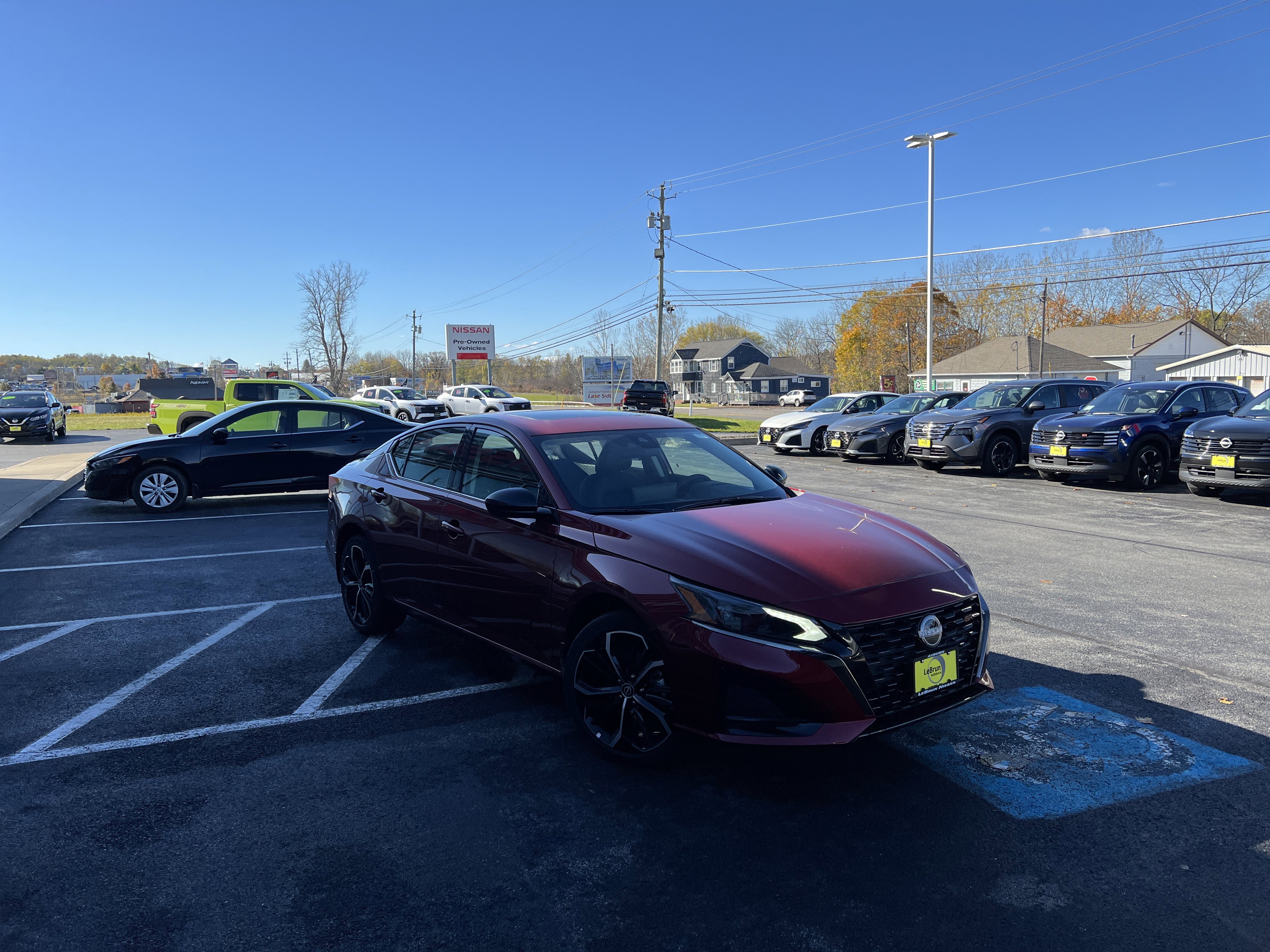 New 2025 Nissan Altima 2.5 SR w/ SR Premium Package image 10