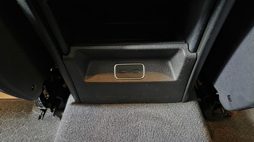 Used 2024 Mercedes-Benz GLE 450 4MATIC image 29