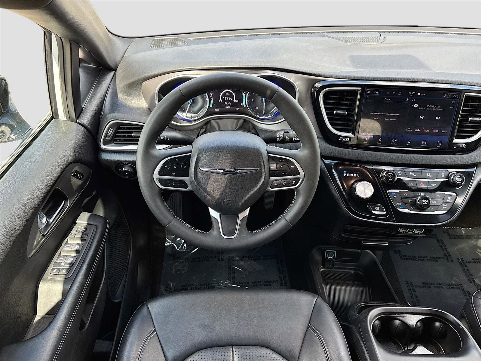 Used 2025 Chrysler Pacifica Select FWD image 20