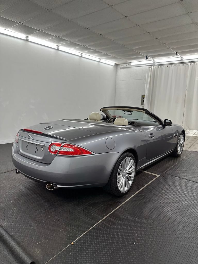 Used 2012 Jaguar XK Convertible RWD image 38