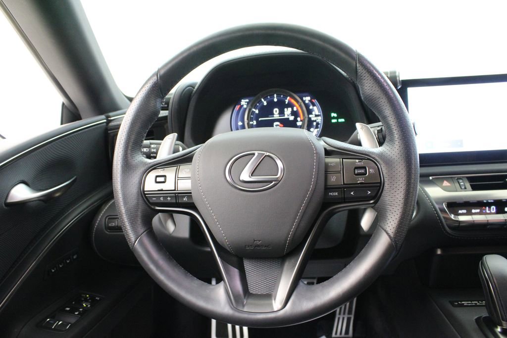 Used 2025 Lexus LC 500 Convertible w/ Bespoke Build Package RWD image 23