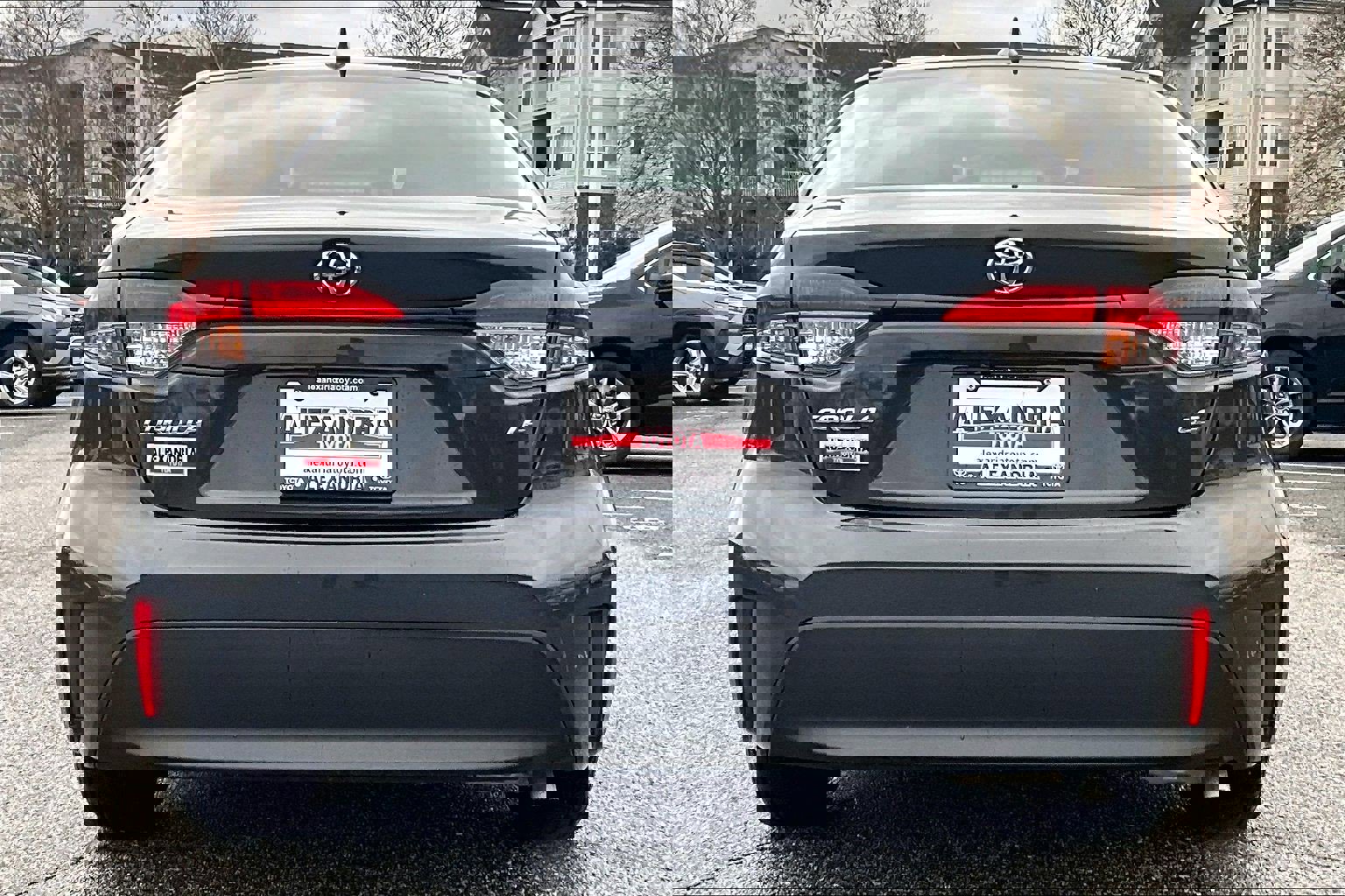 Used 2024 Toyota Corolla LE image 4