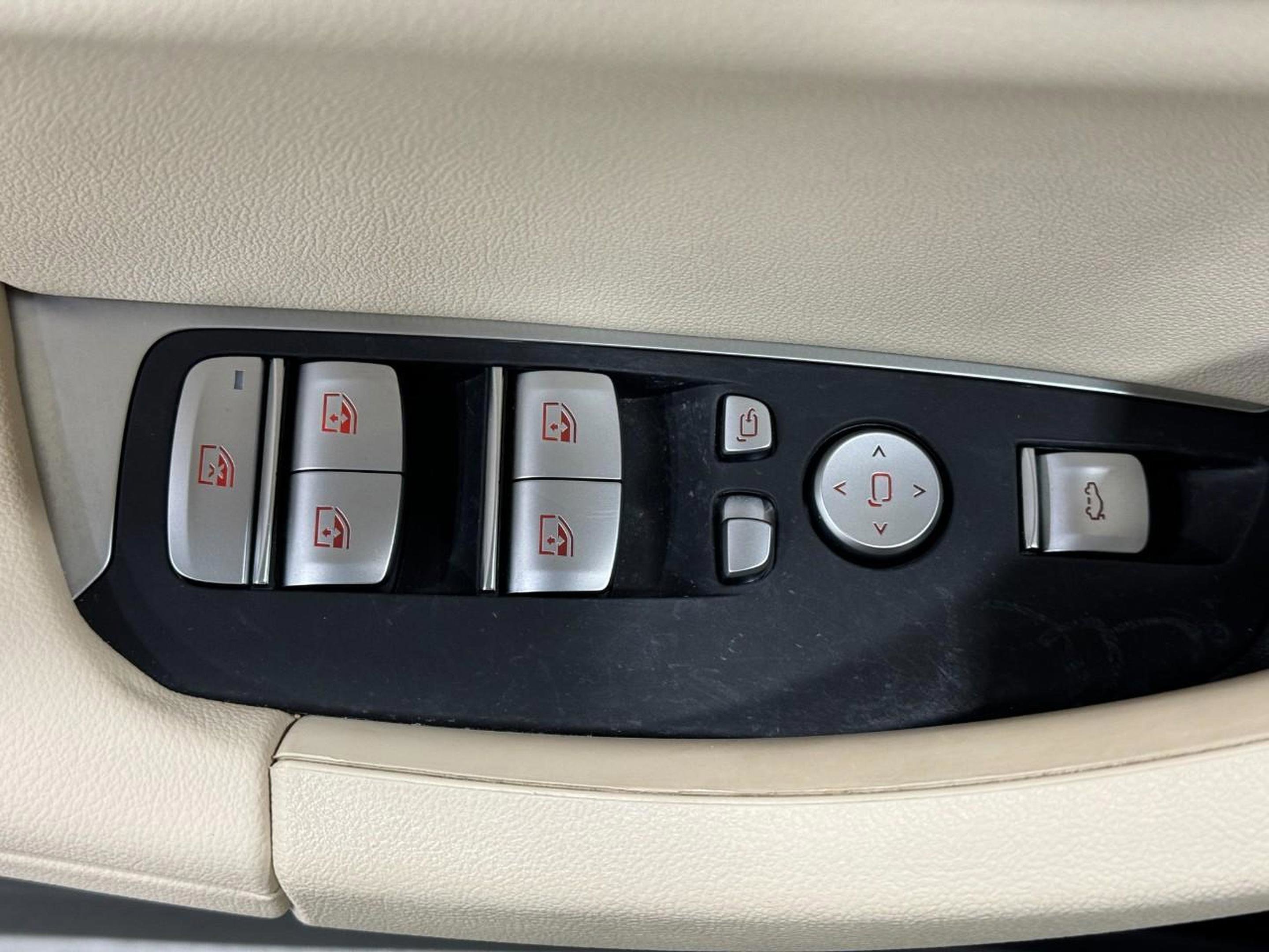 Used 2024 BMW X3 xDrive30i w/ Premium Package image 22