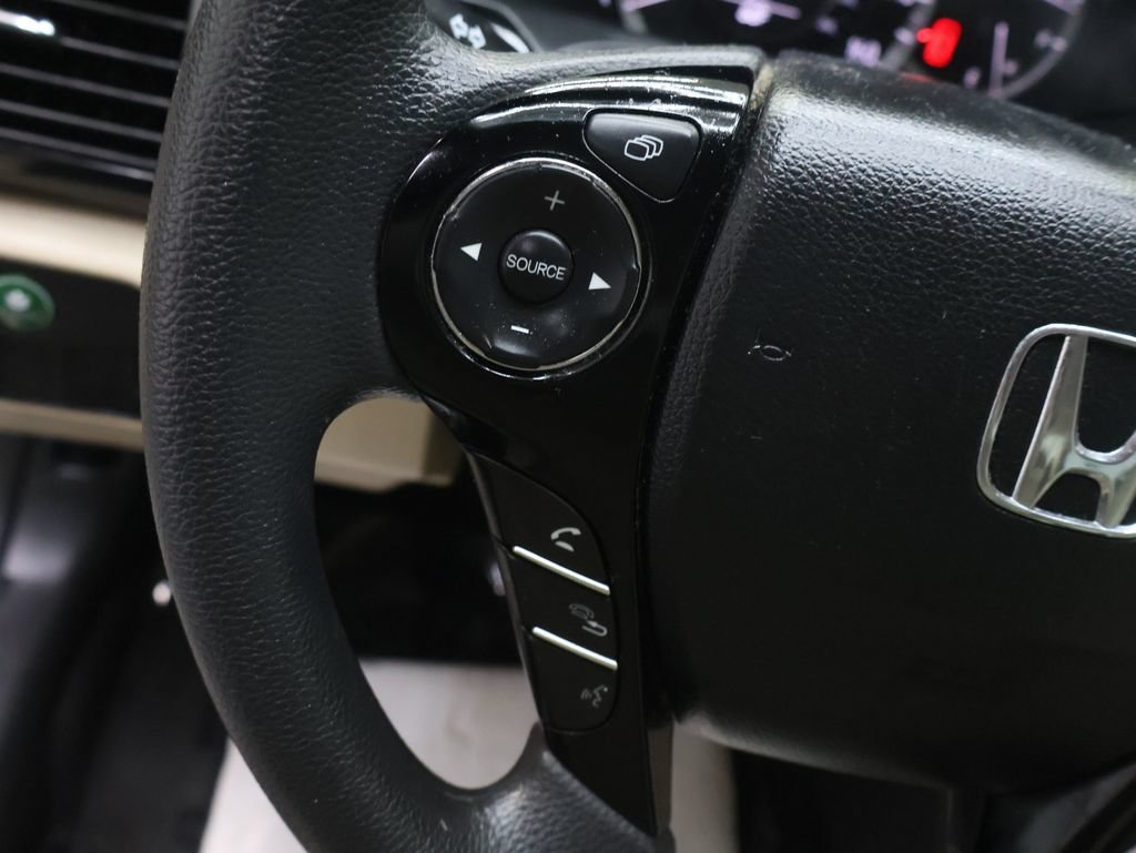 Used 2016 Honda Accord LX image 18