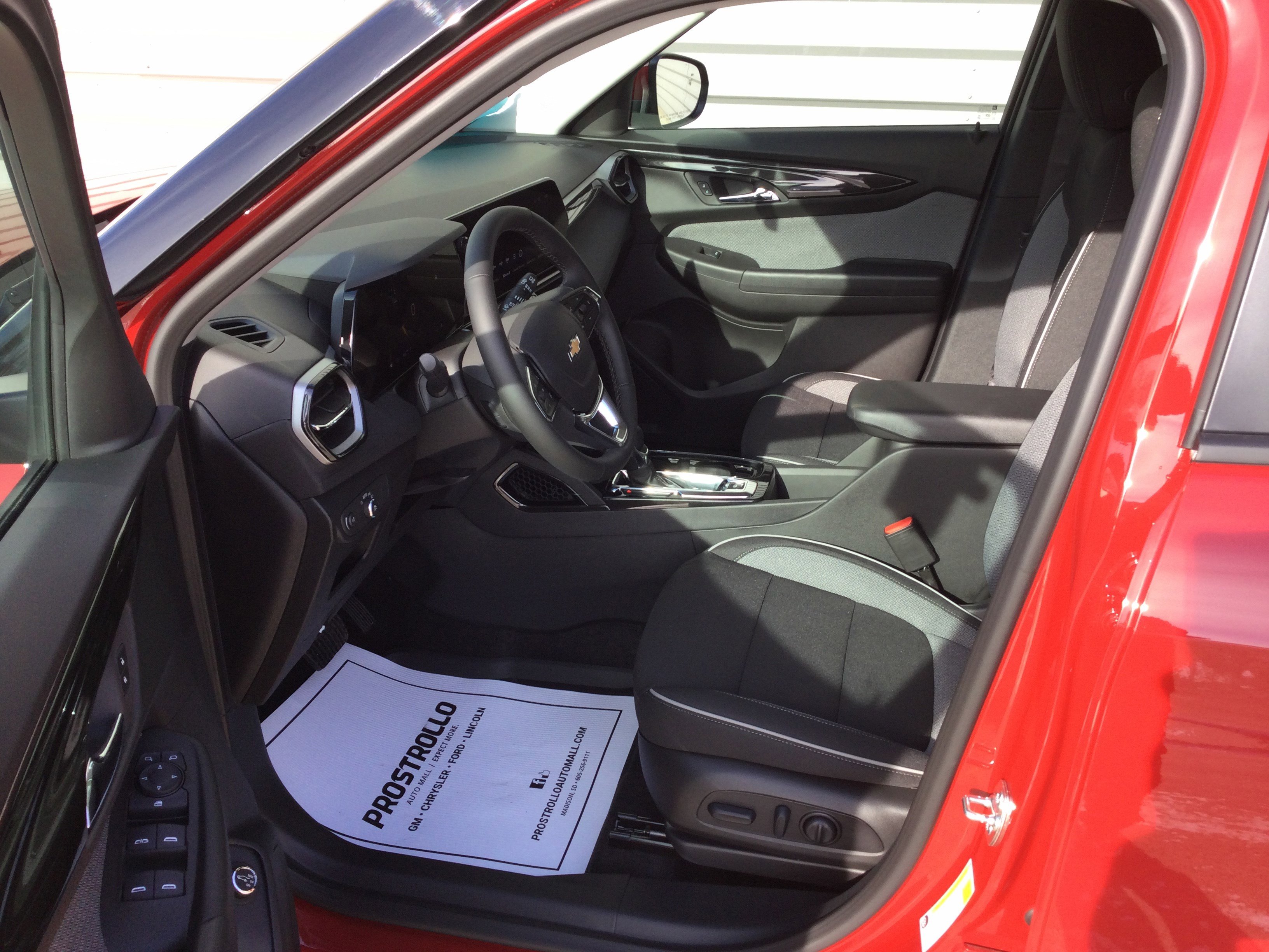 New 2026 Chevrolet TrailBlazer LT w/ Convenience Package image 7