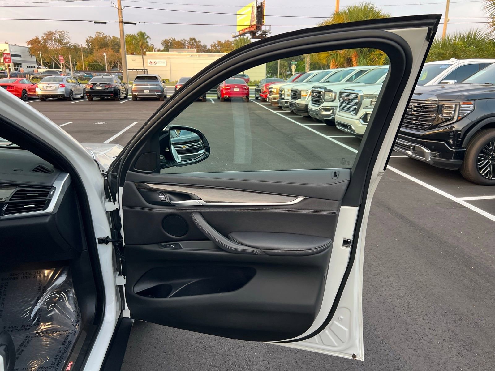 Used 2019 BMW X6 sDrive35i w/ Premium Package image 54