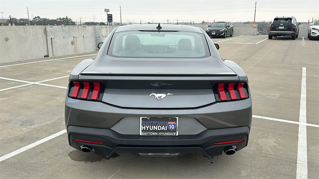 Used 2024 Ford Mustang Premium image 11