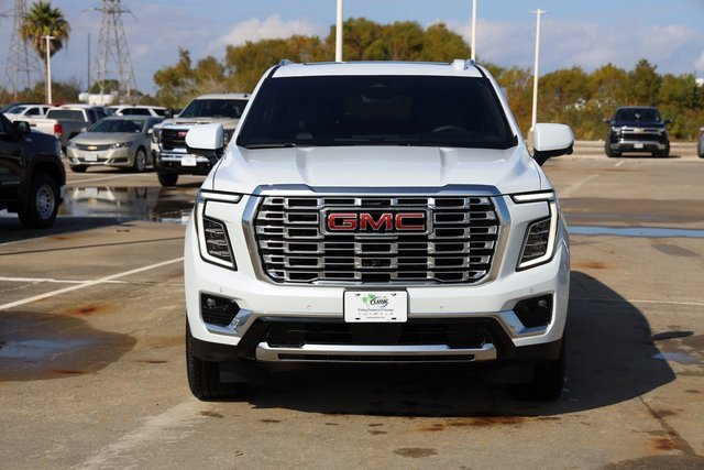 New 2026 GMC Yukon XL Denali w/ Denali Reserve Package image 2