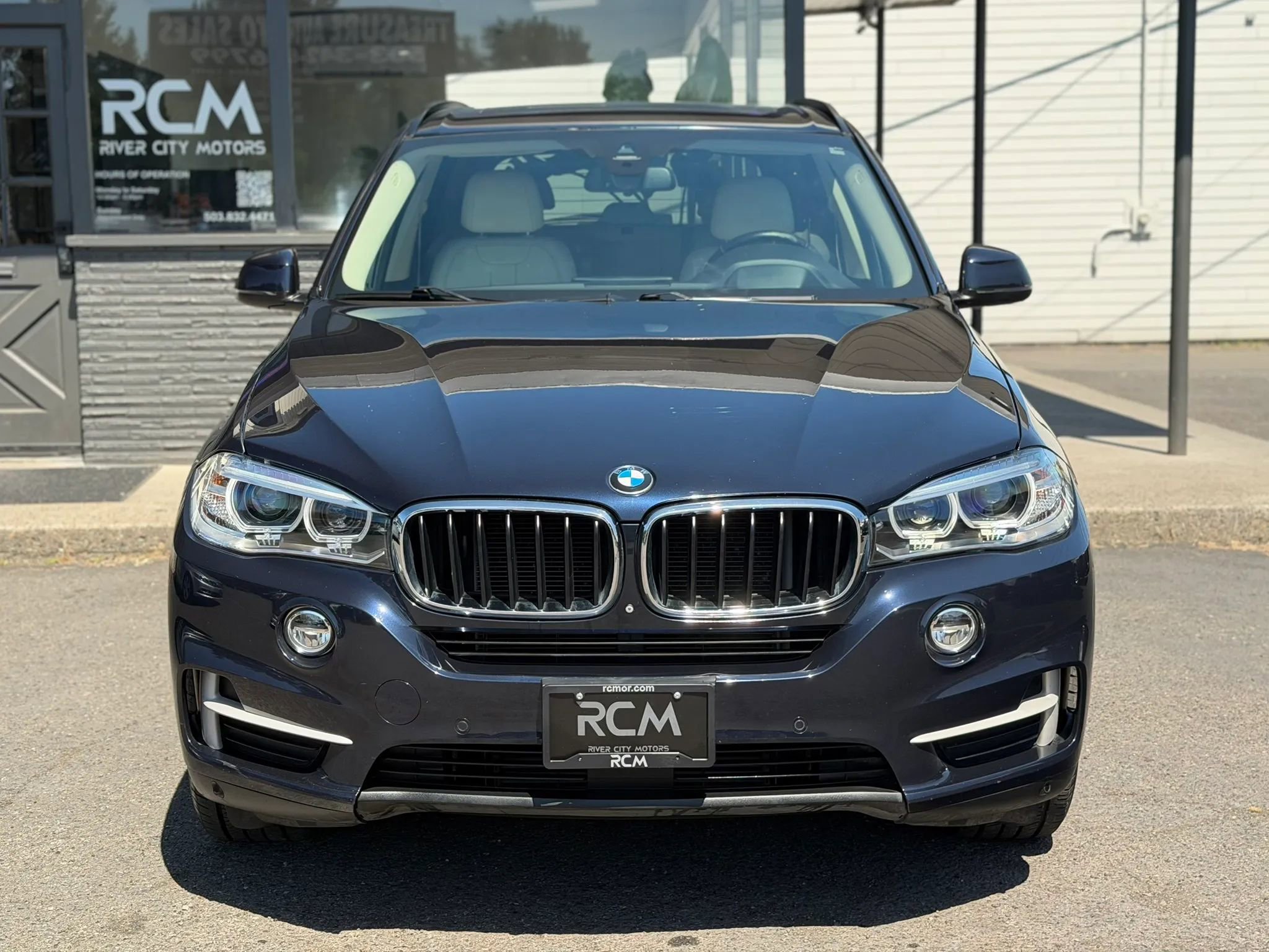 Used 2015 BMW X5 xDrive35d w/ Premium Package AWD/4WD image 2
