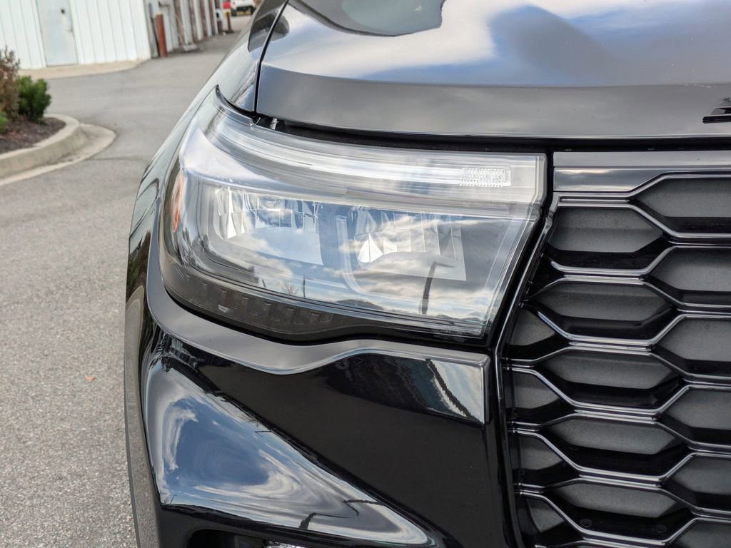 New 2026 Ford Explorer ST w/ Sun And Sound Package image 10