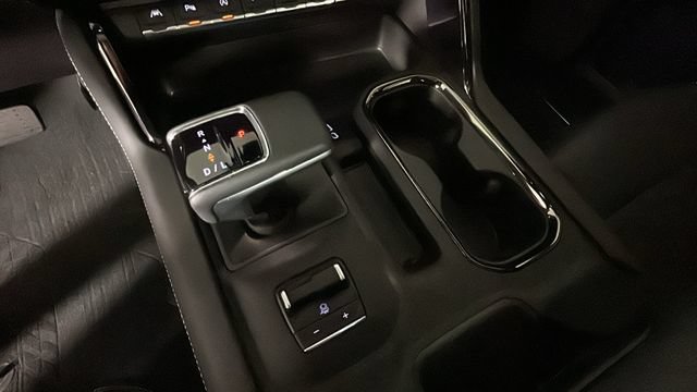 Used 2024 GMC Sierra 1500 AT4X w/ AT4X AEV Edition AWD/4WD image 23