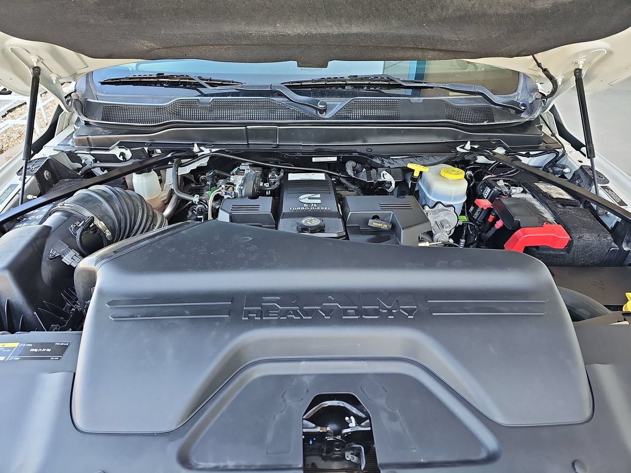 Used 2022 RAM 3500 Laramie AWD/4WD image 34
