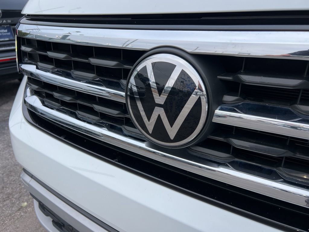 Used 2023 Volkswagen Atlas SE w/ Panoramic Sunroof Package image 11