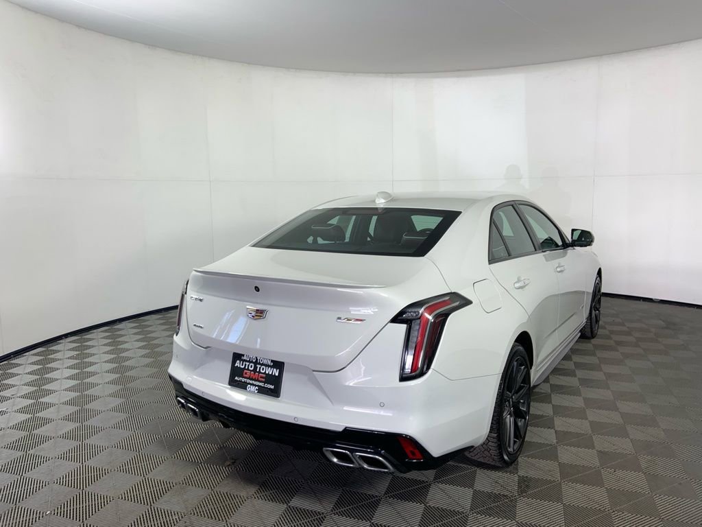 Used 2022 Cadillac CT4 V w/ Technology Package image 3