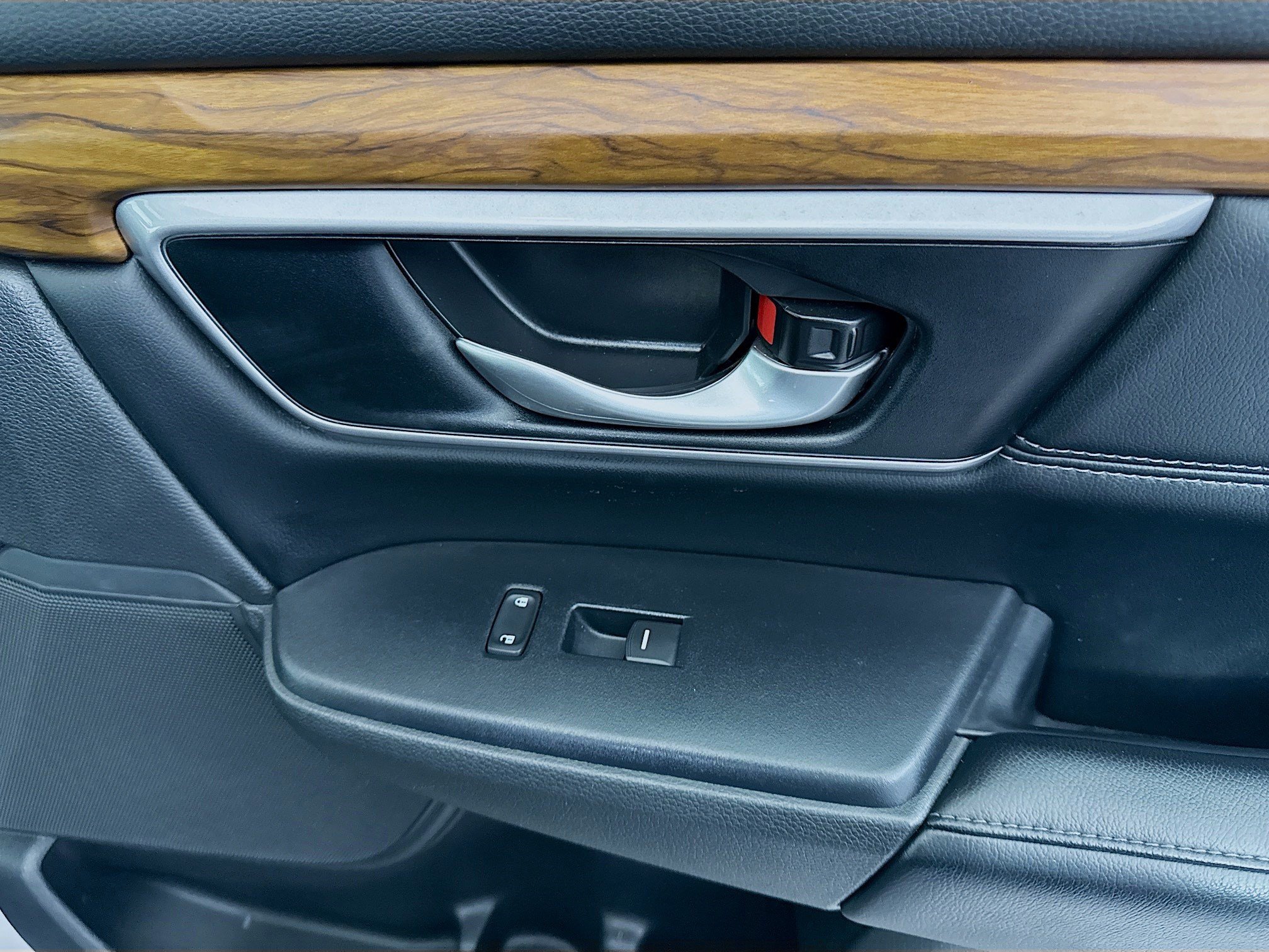 Used 2018 Honda CR-V EX-L image 31