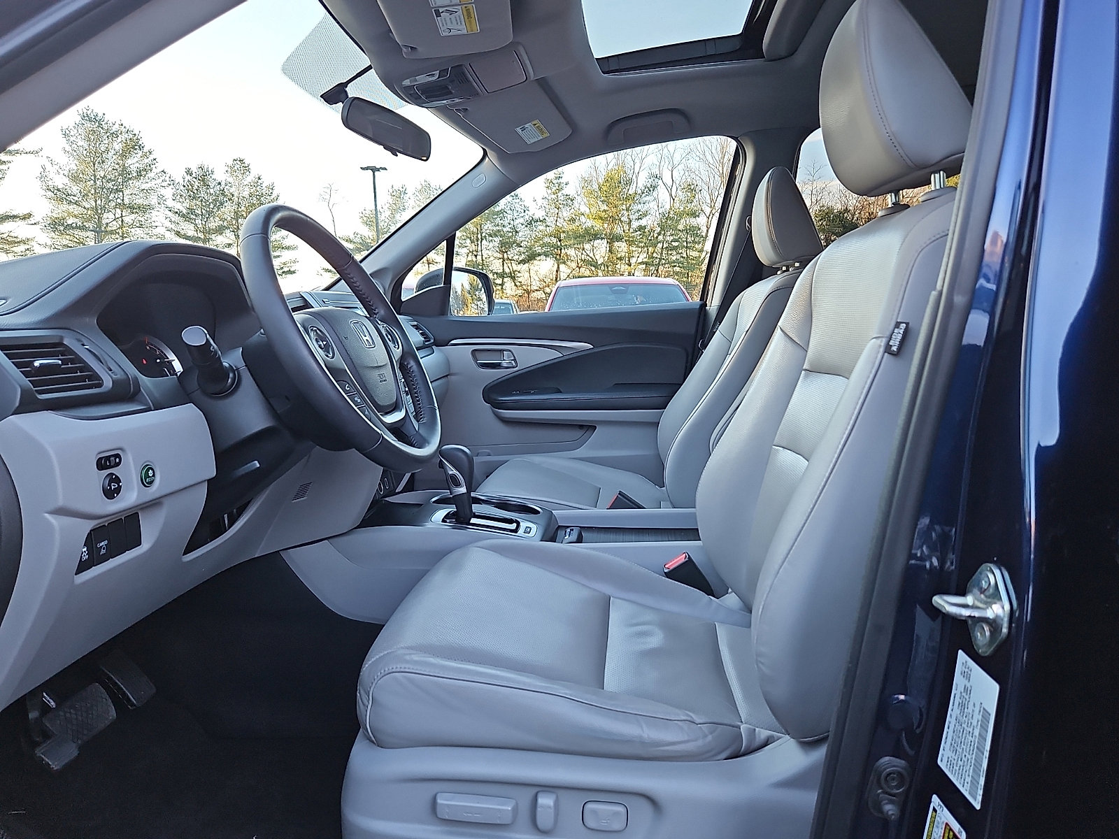 Used 2019 Honda Ridgeline RTL image 14