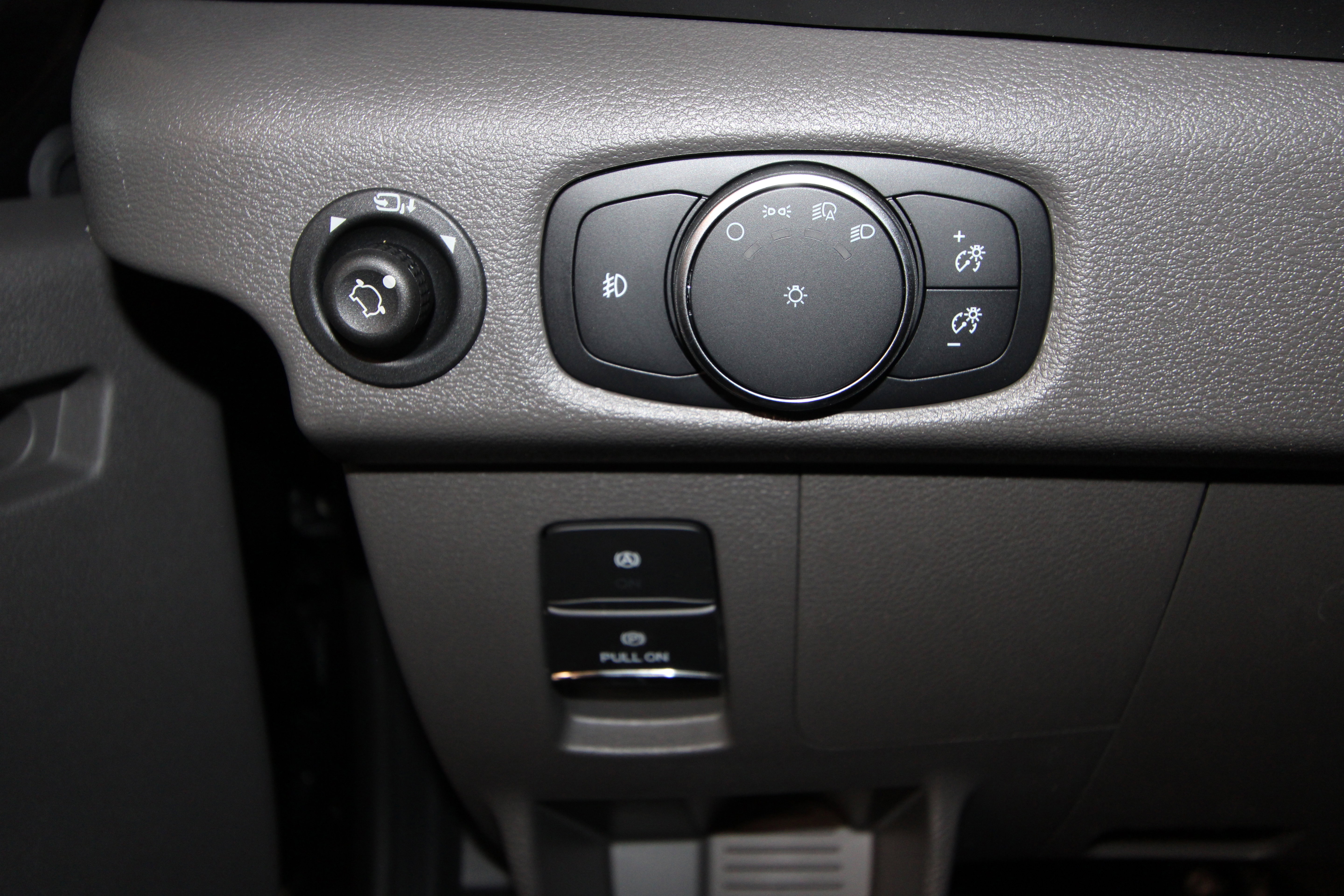 New 2026 Ford Transit 350 XLT RWD image 7