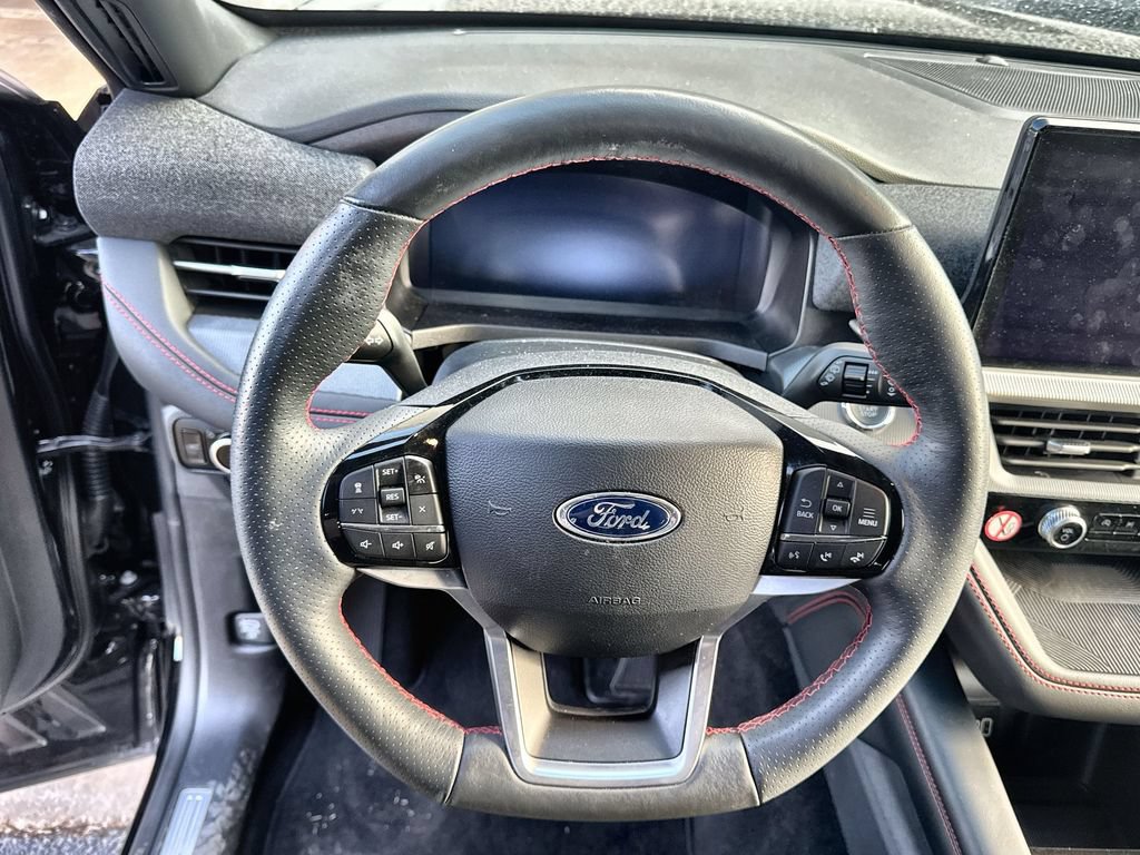 Used 2026 Ford Explorer ST-Line w/ ST-Line Street Pack RWD image 7