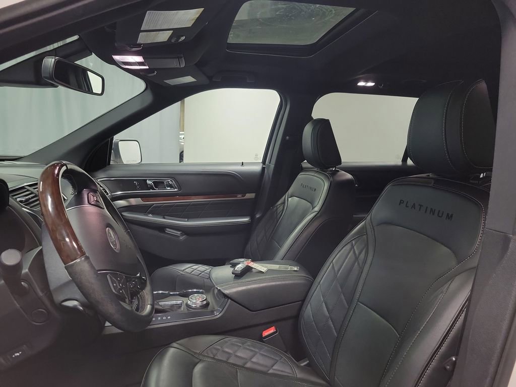 Used 2018 Ford Explorer Platinum AWD/4WD image 14
